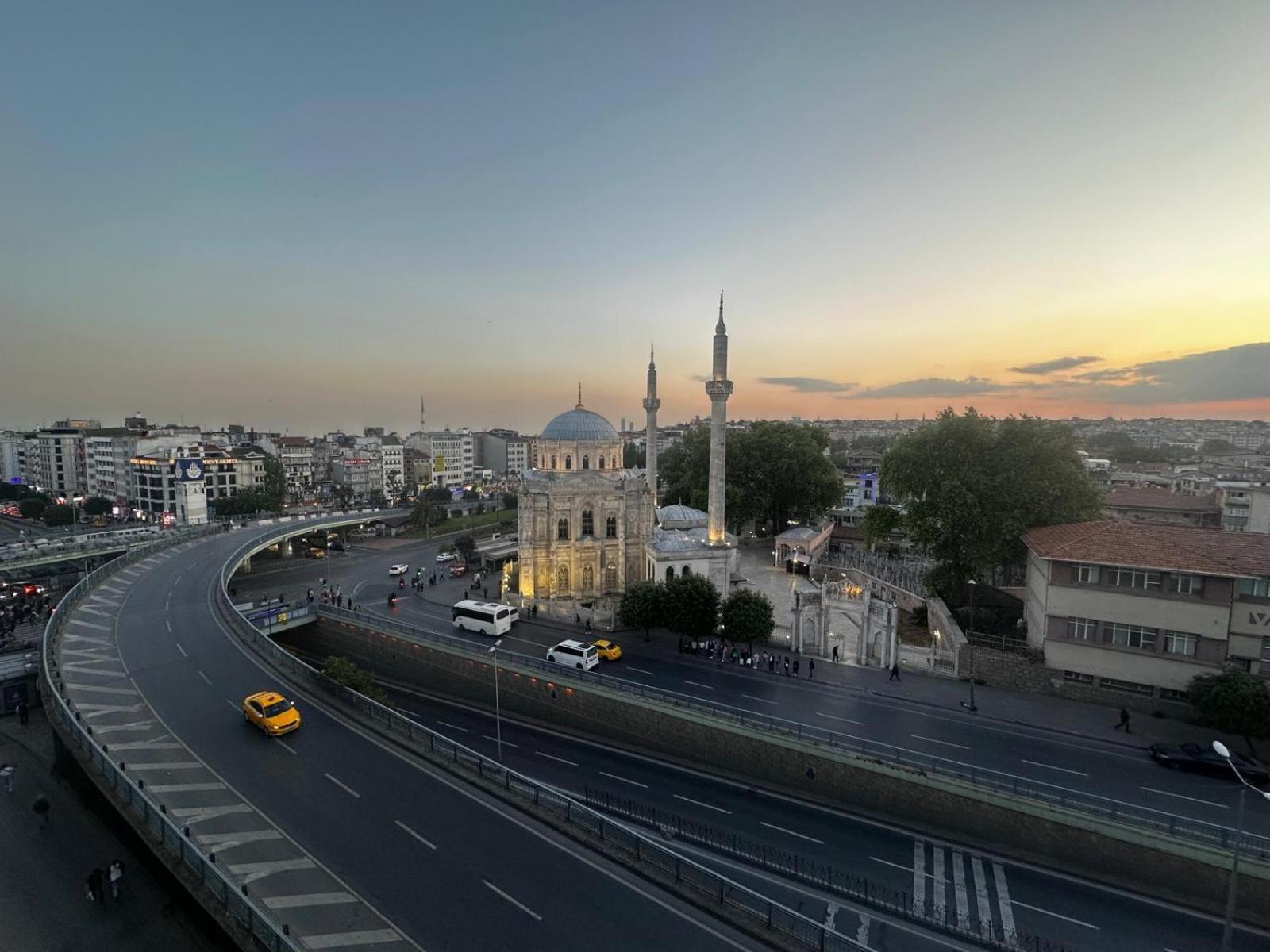 Otel The