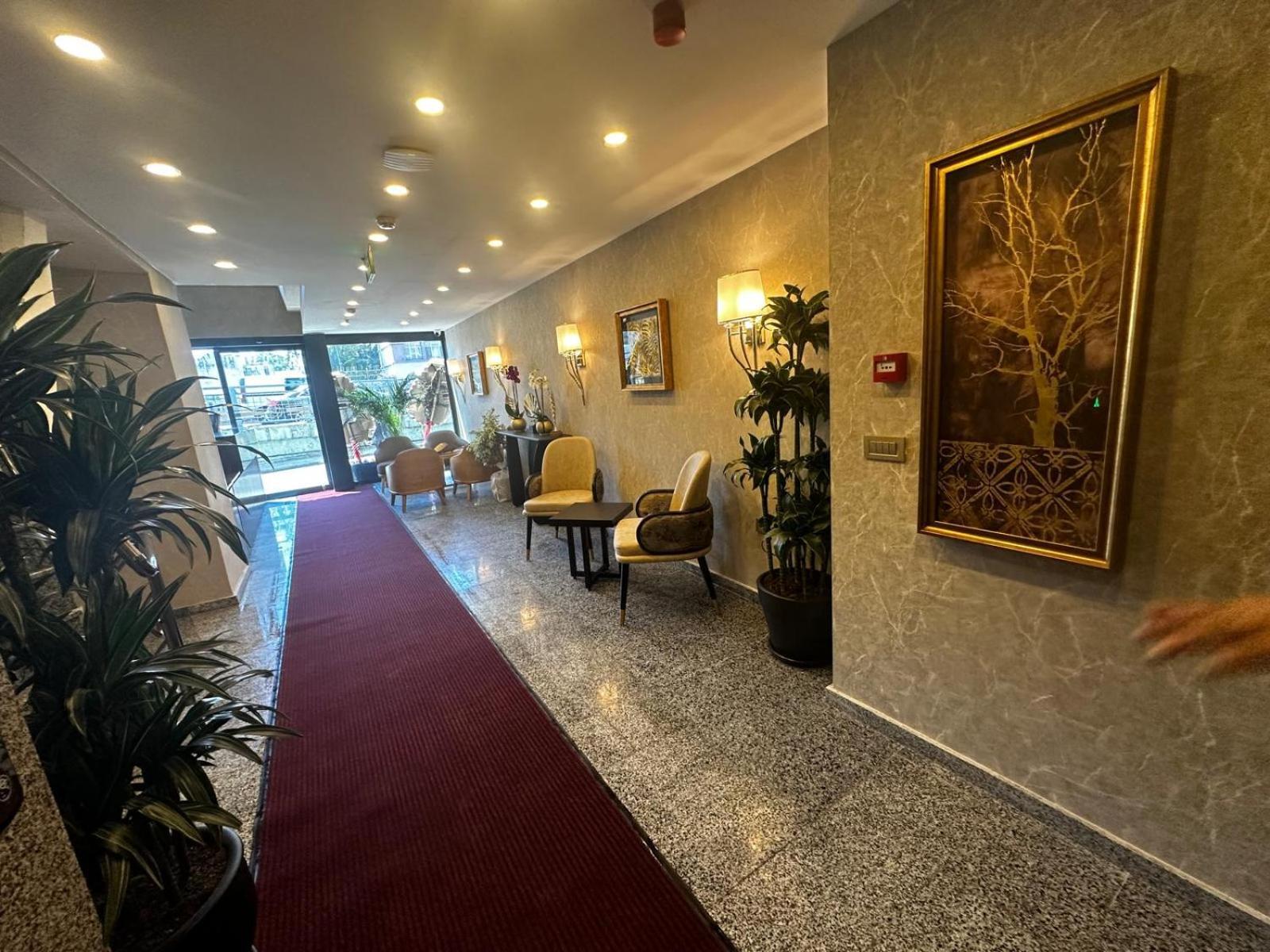 The Otel *
